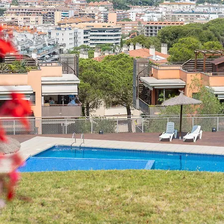 Charming Garden En Jardins De Sa Boadella Lloret de Mar