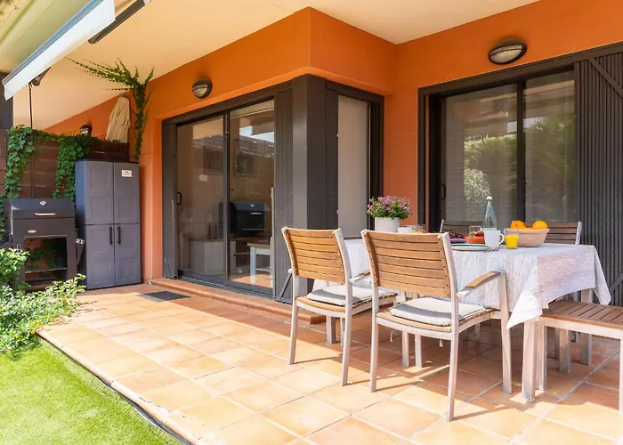 Charming Garden En Jardins De Sa Boadella Appartement Lloret de Mar
