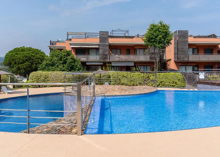 Charming Garden En Jardins De Sa Boadella * Lloret de Mar