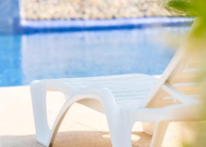 Charming Garden En Jardins De Sa Boadella