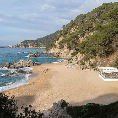 Lägenhet Charming Garden En 